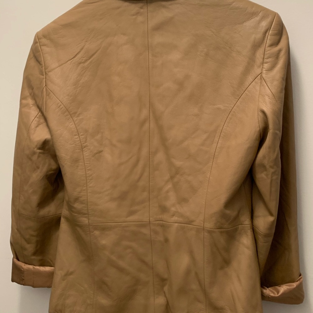 Jacket - Picture 3 of 4